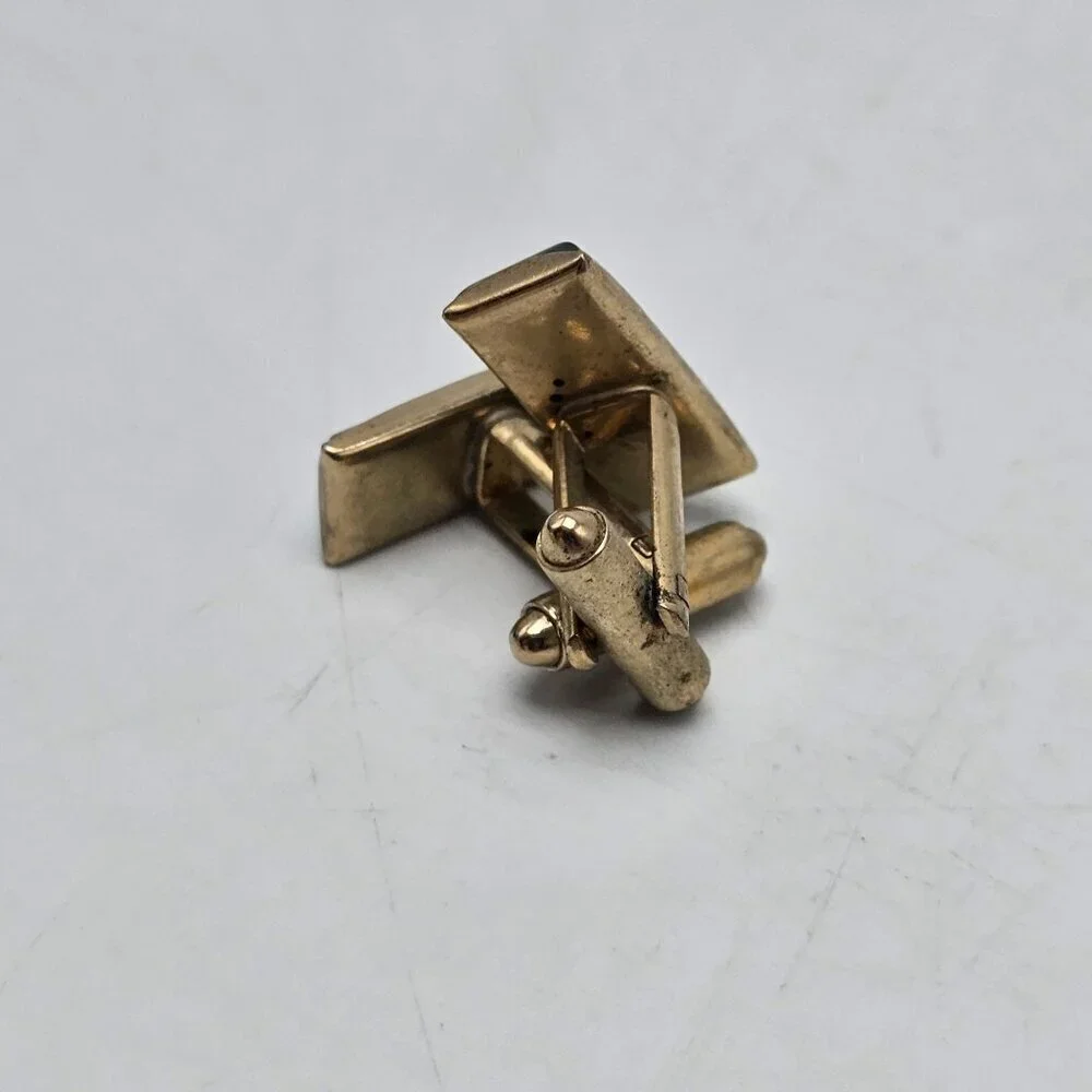 Vintage Gold Tone Mid Century Green Onyx Cufflinks